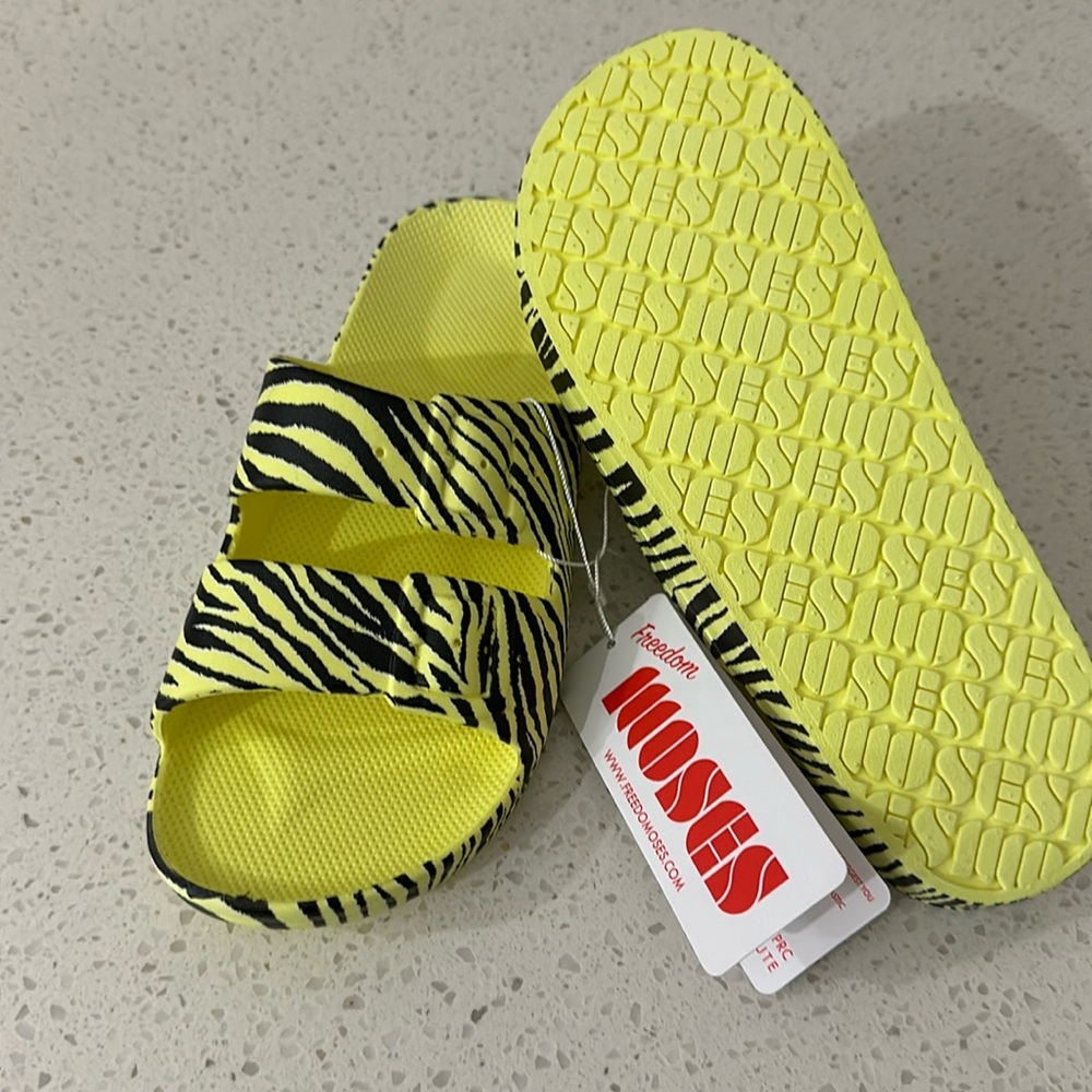 Freedom Moses Two Band Slide in Zebra Acid